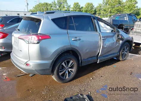 2018 Toyota Rav4 Xle из США, поврежденный, VIN 2T3WFREV2JW431521
